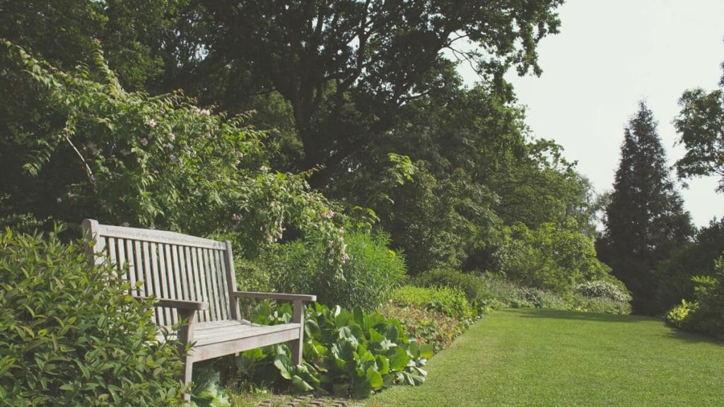 Så kan du få till en riktigt mysig uteplats eller altan