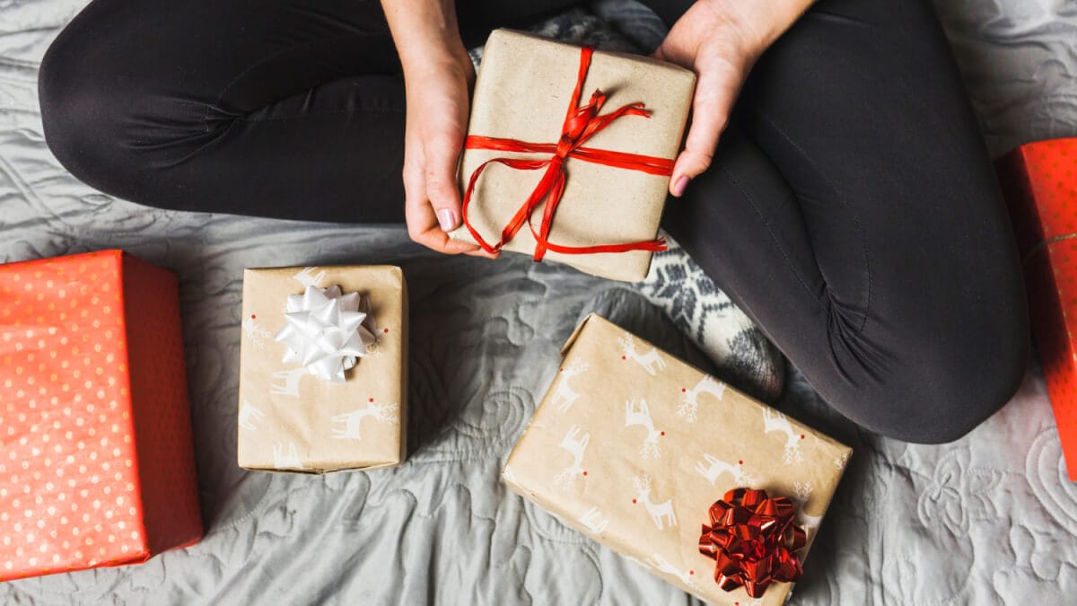 Perfekta presenter för vandrings- och campingälskare illustration