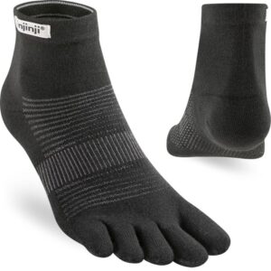 INJINJI RUN LIGHTWEIGHT MINI-CREW Black, tåstrumpor löpning